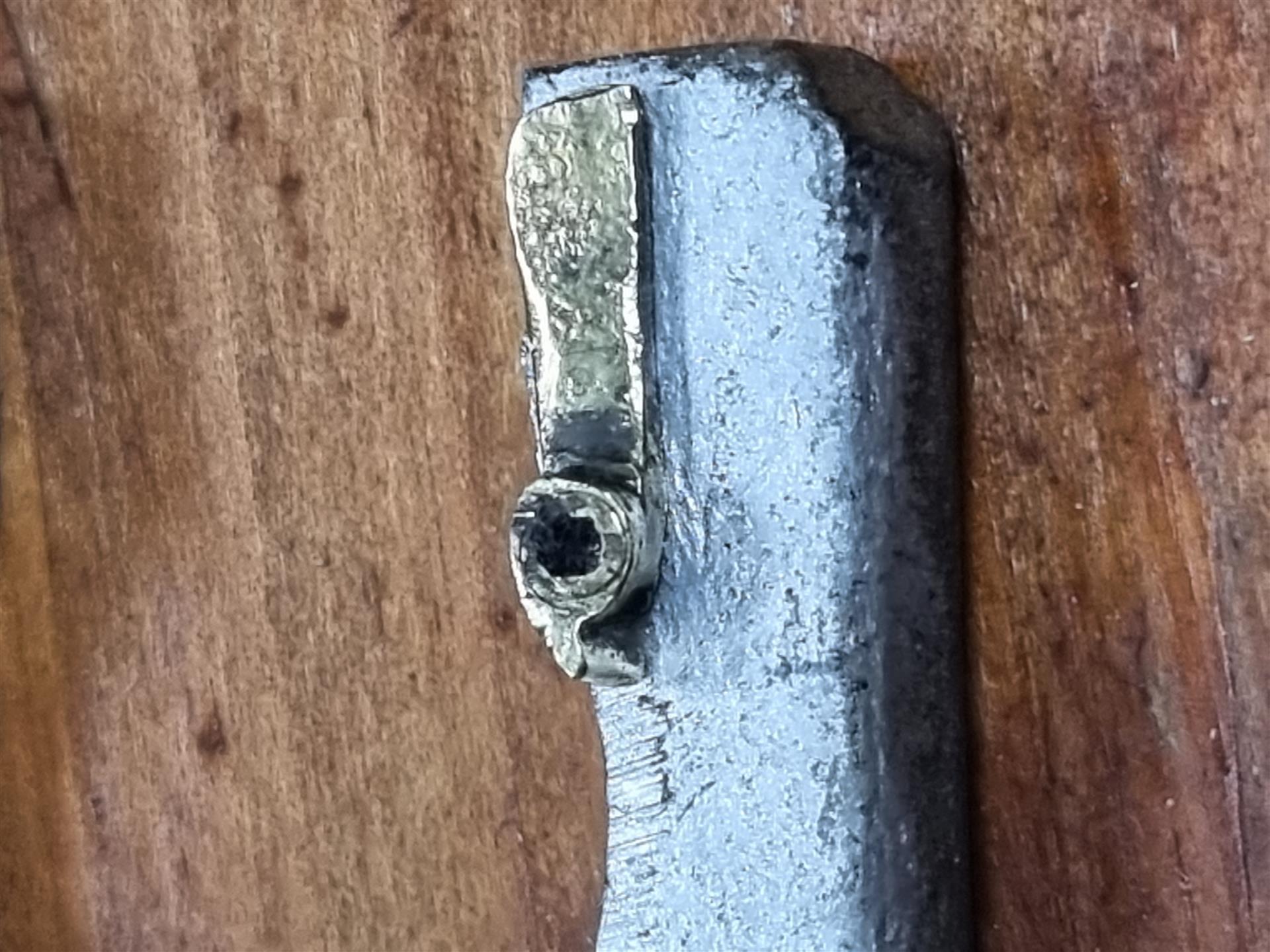 Fabricación de la Uña de conteo de un reloj Inglés