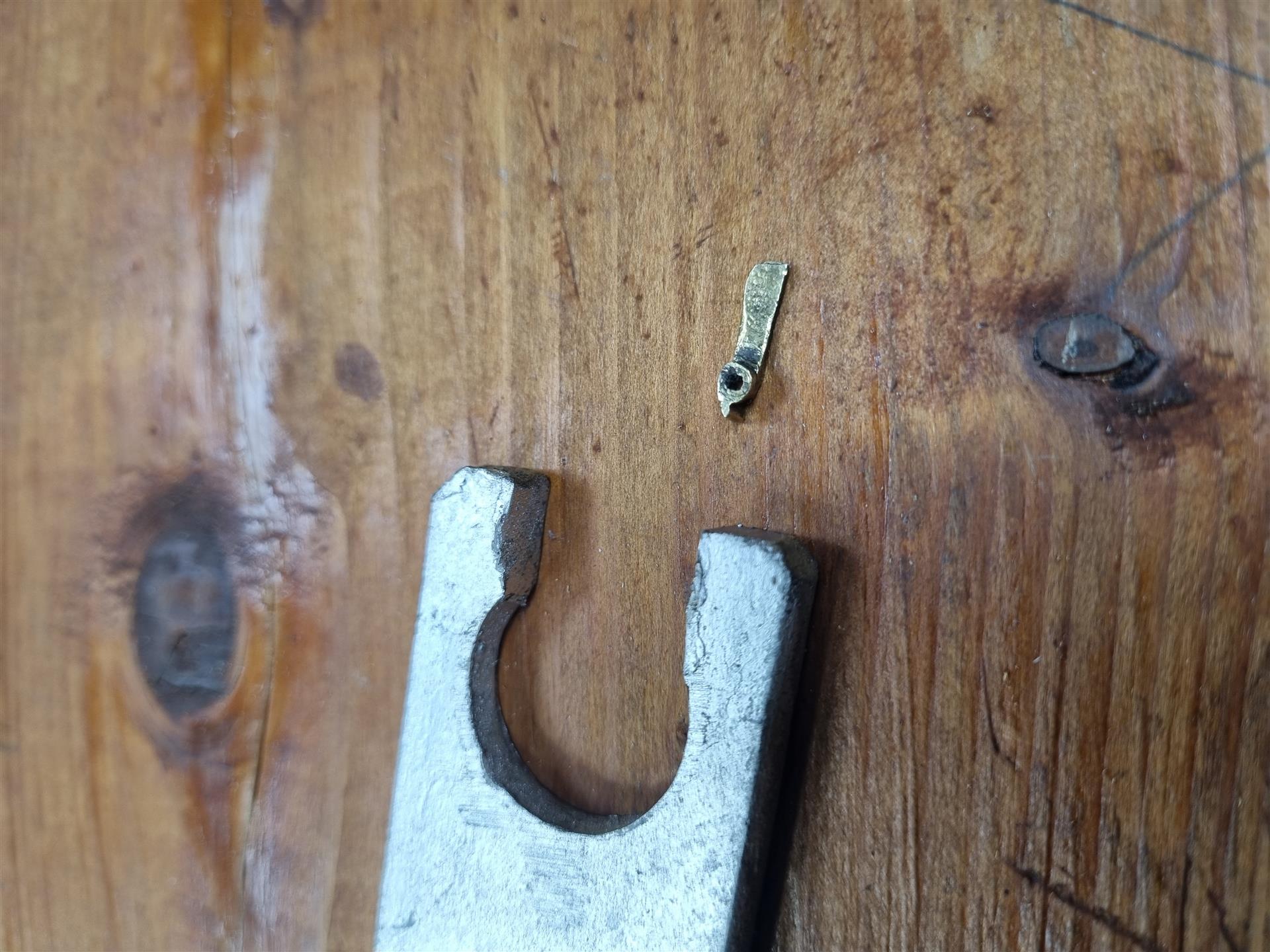 Fabricación de la Uña de conteo de un reloj Inglés